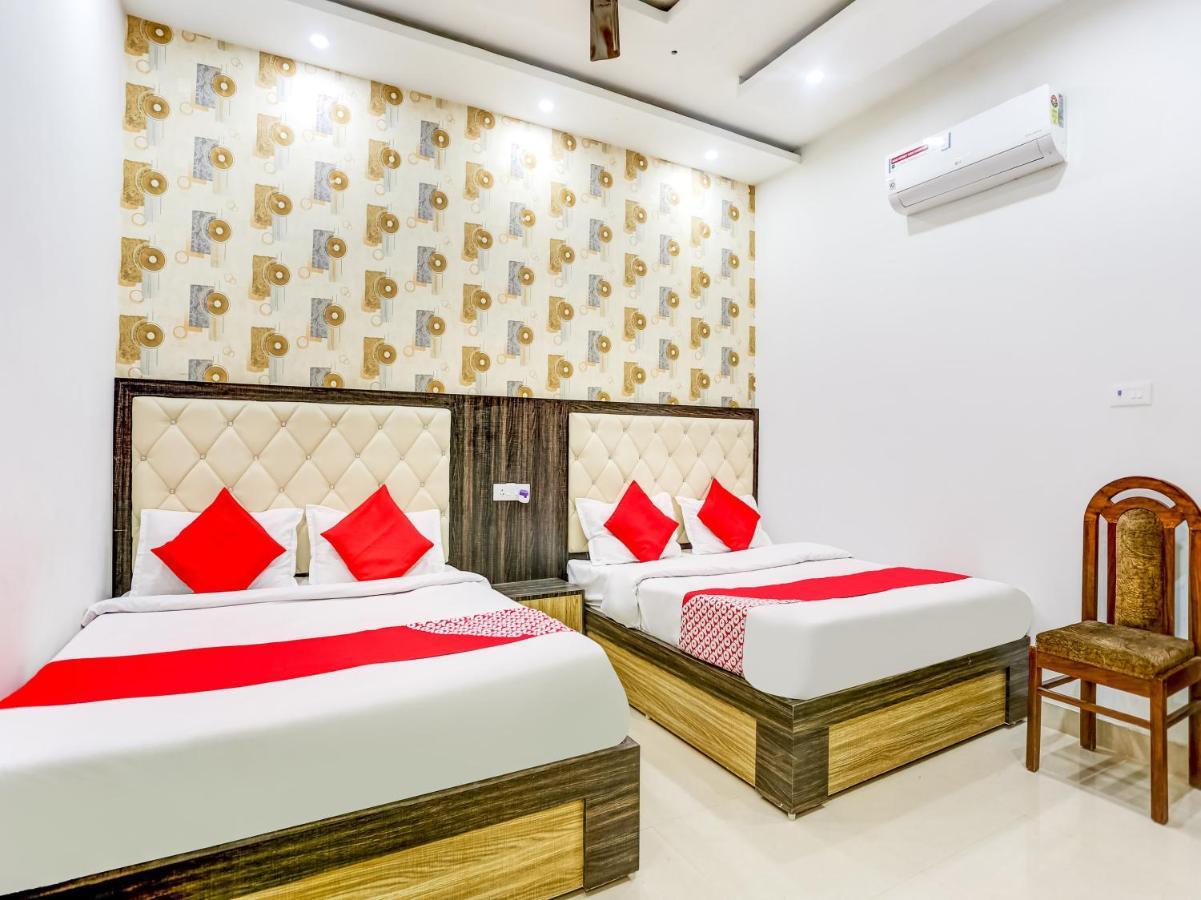 Oyo 75850 Vishwanath Guest House バラナシ エクステリア 写真