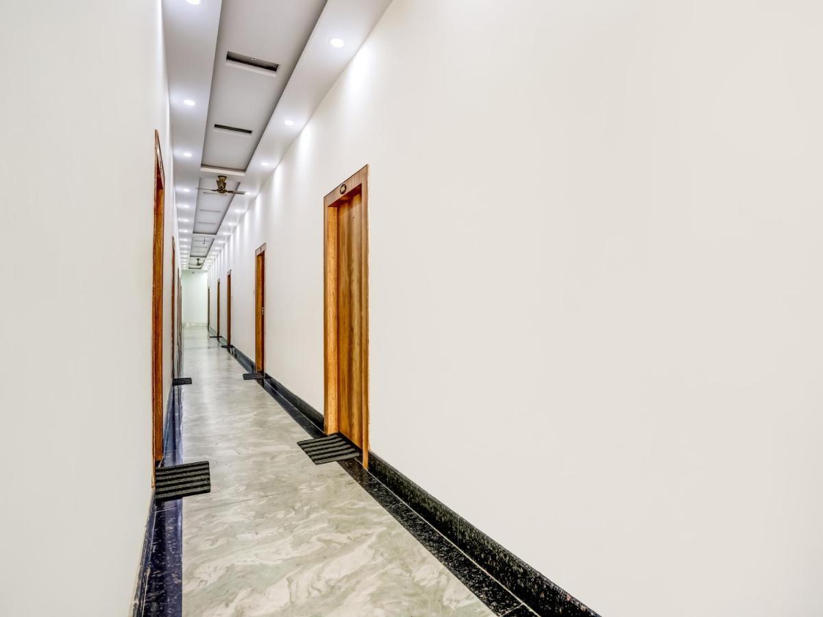 Oyo 75850 Vishwanath Guest House バラナシ エクステリア 写真